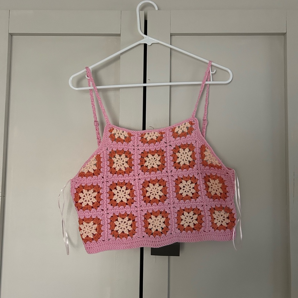 Lelis Pink and Orange Crochet Crop Top